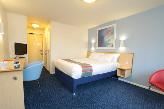 Travelodge Birmingham Сътън Колдфийлд Стая снимка