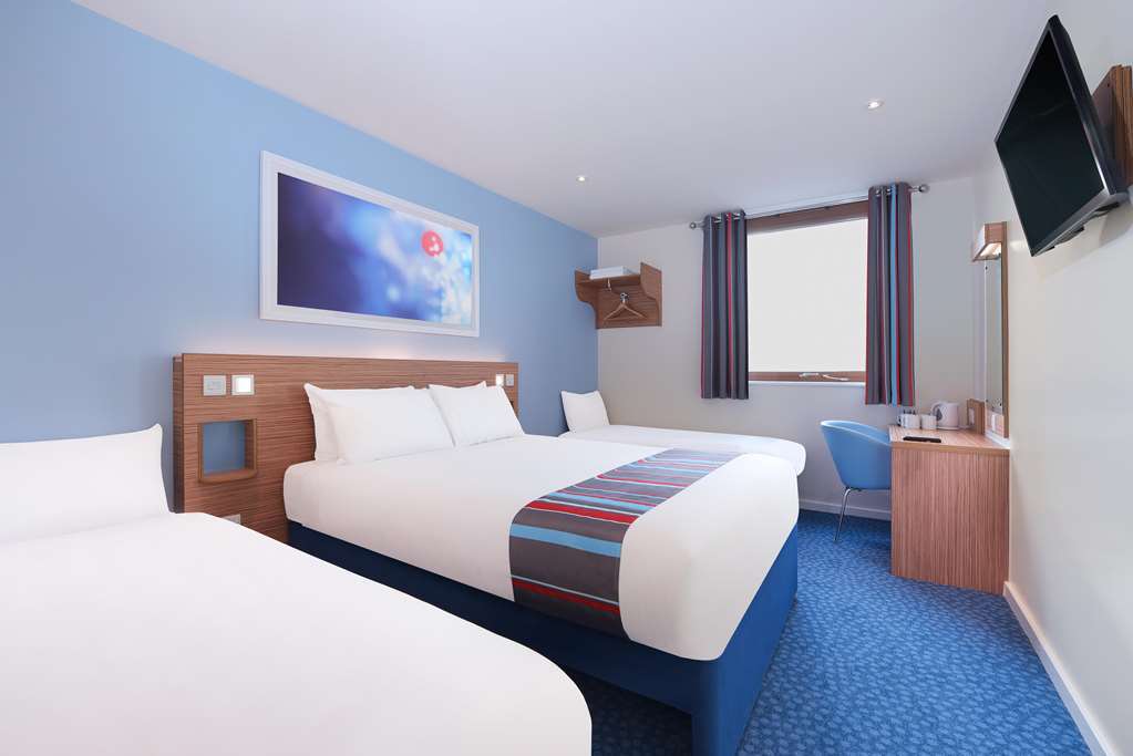 Travelodge Birmingham Сътън Колдфийлд Стая снимка
